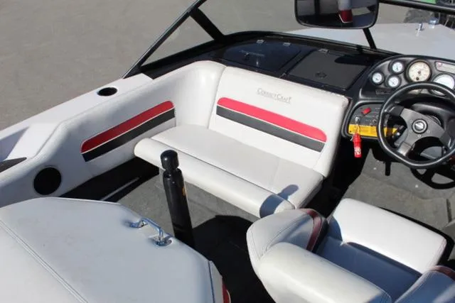 Slide: The Image of Correct Craft Ski Nautique 1995 - 8