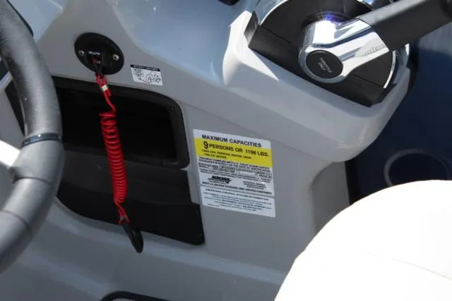 Slide: The Image of Harris Cruiser 210 CWDH 2024 - 14