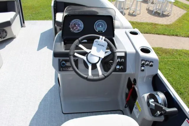 Slide: The Image of Harris Cruiser 210 CWDH 2024 - 15