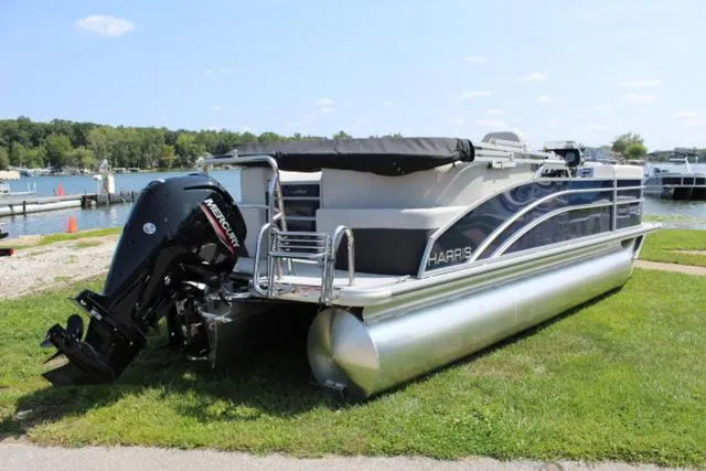 Slide: The Image of Harris Cruiser 210 CWDH 2024 - 5