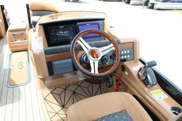 Slide: The Image of Harris GRAND MARINER 250 SLDH 2024 - 26