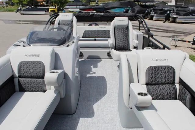 Slide: The Image of Harris Solstice 230 SLDH 2025 - 12