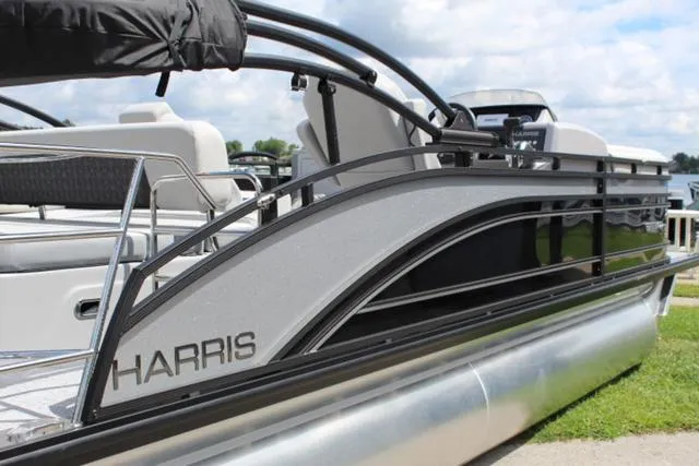 Slide: The Image of Harris Solstice 230 SLDH 2025 - 5