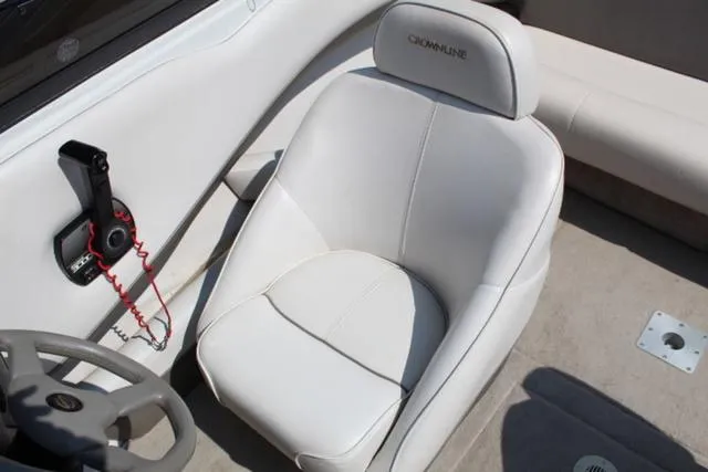 Slide: The Image of Crownline Boats 202 BR 1998 - 14