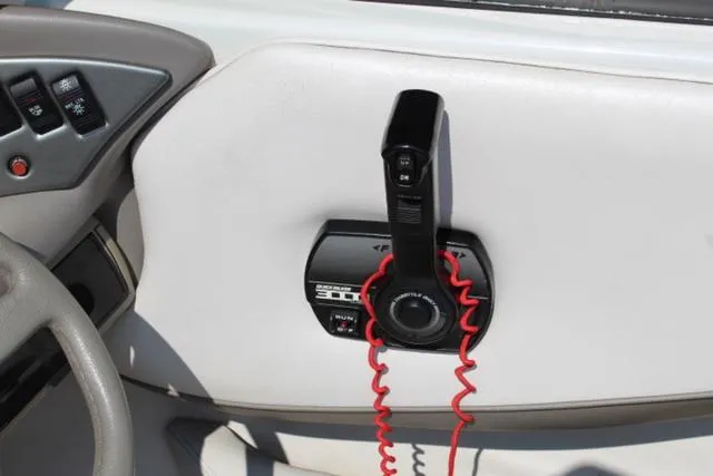 Slide: The Image of Crownline Boats 202 BR 1998 - 18