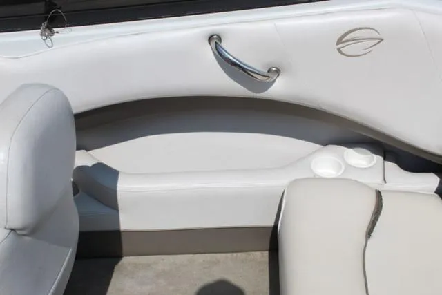 Slide: The Image of Crownline Boats 202 BR 1998 - 23