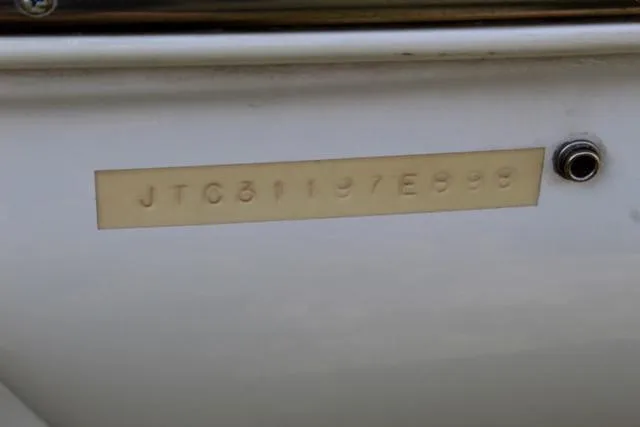 Slide: The Image of Crownline Boats 202 BR 1998 - 27