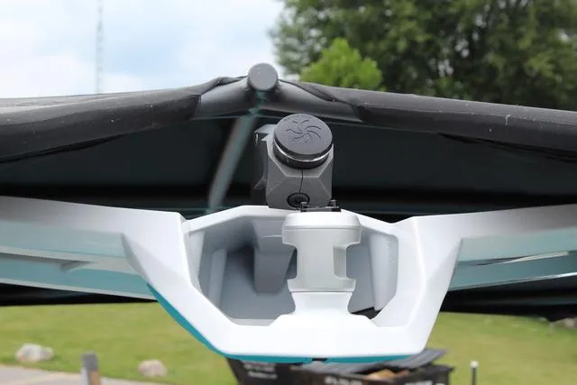 Slide: The Image of 2022 Nautique G23 Paragon boat detail, showcasing advanced design and technology. - 31