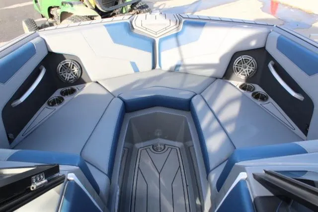 Slide: The Image of Nautique Super Air Nautique GS22 2023 - 13