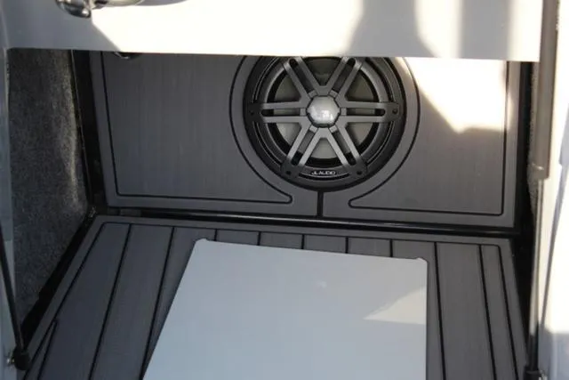 Slide: The Image of Nautique Super Air Nautique GS22 2023 - 18