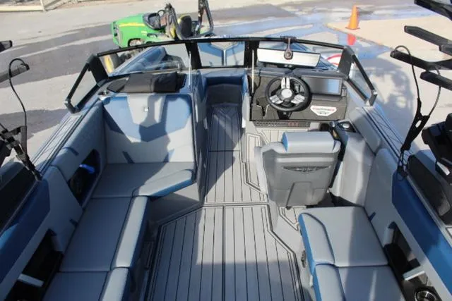 Slide: The Image of Nautique Super Air Nautique GS22 2023 - 27