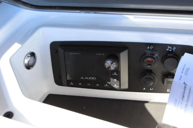 Slide: The Image of Correct Craft Super Air Nautique GS20 2024 - 24