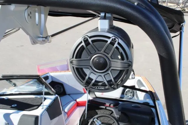 Slide: The Image of Correct Craft Super Air Nautique GS20 2024 - 29