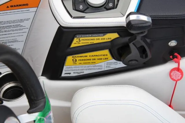 Slide: The Image of Nautique Ski Nautique 200 2023 - 15