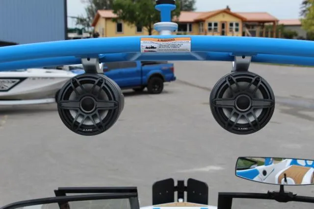 Slide: The Image of Nautique Ski Nautique 200 2023 - 22