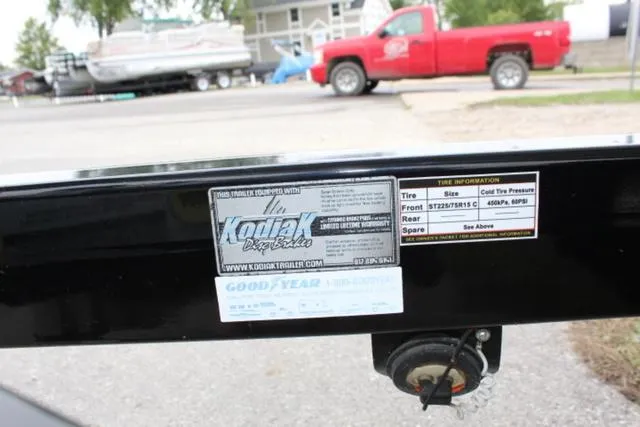 Slide: The Image of Nautique Ski Nautique 200 2023 - 24