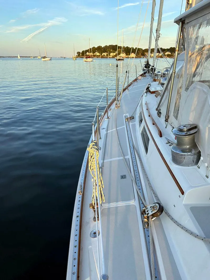 Slide: The Image of Side Deck - 5