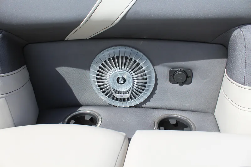 Slide: The Image of Barletta Cabrio 22Q 2025 - 17