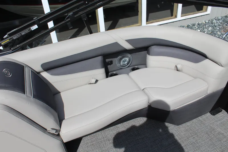 Slide: The Image of Barletta Cabrio 22Q 2025 - 21