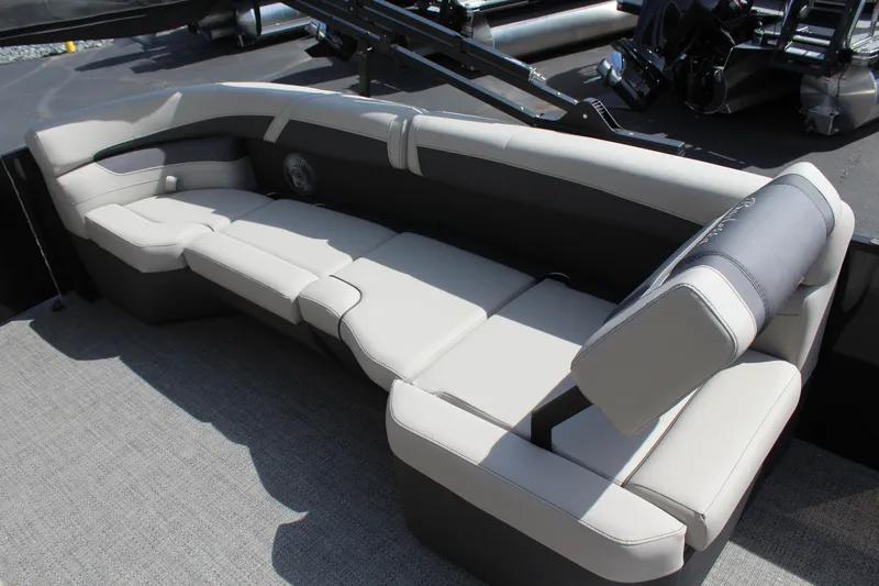 Slide: The Image of Barletta Cabrio 22Q 2025 - 22