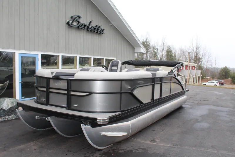 Slide: The Image of Barletta Cabrio 22U 2025 - 3