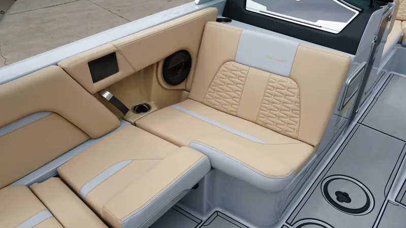 Slide: The Image of MasterCraft X24 2025 - 17