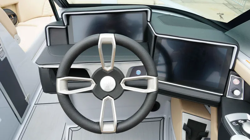 Slide: The Image of MasterCraft X24 2025 - 19