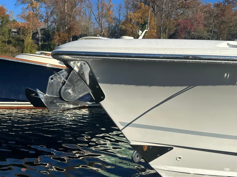 Slide: The Image of Boston Whaler 330 Outrage 2019 - 42