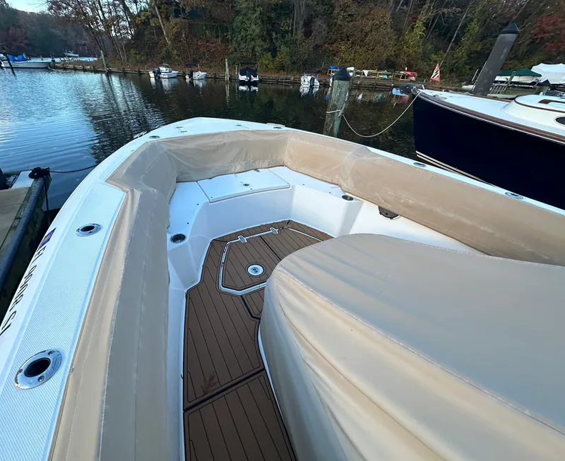 Slide: The Image of Boston Whaler 330 Outrage 2019 - 45