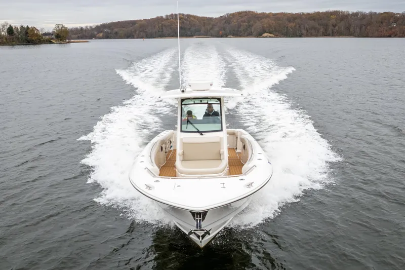 Slide: The Image of Boston Whaler 330 Outrage 2019 - 5