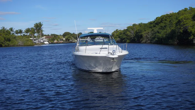 Slide: The Image of Sea Ray 340 Amberjack 2002 - 54