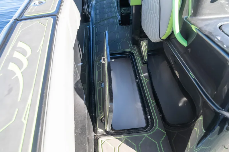 Slide: The Image of Midnight Express 43 Solstice 2022 - 65