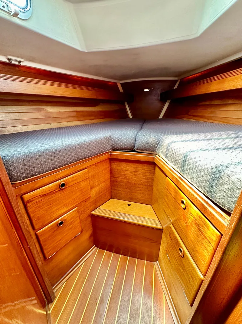 Slide: The Image of Forward Berth - 10