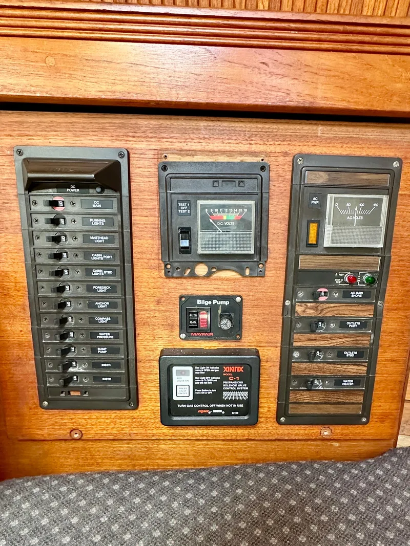 Slide: The Image of Nav Station - 20