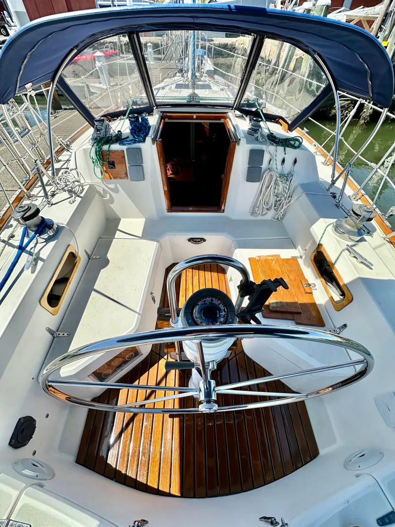 Slide: The Image of Cockpit - 34