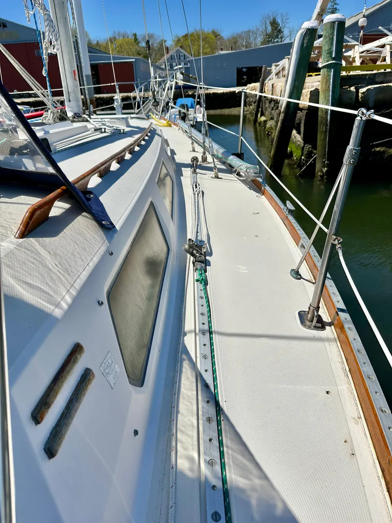 Slide: The Image of Sidedeck - Starboard - 35