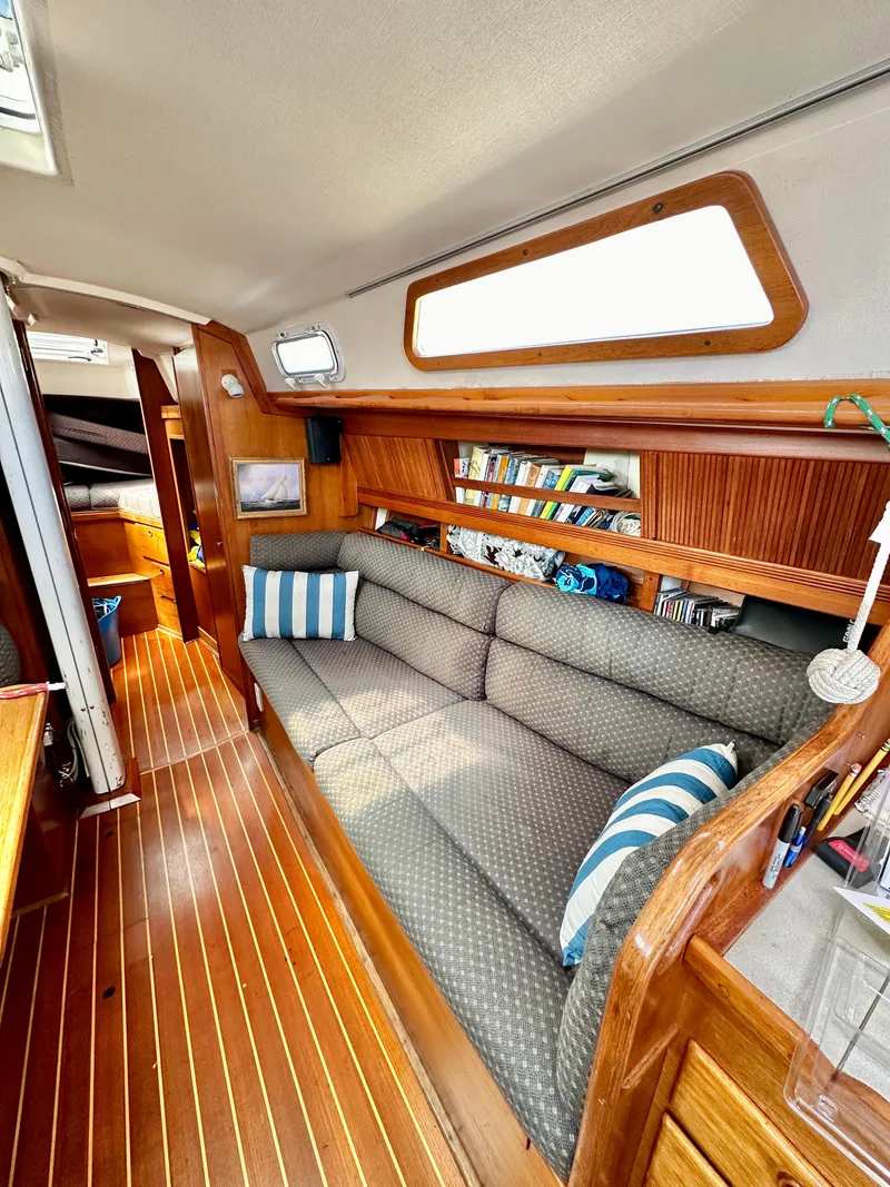 Slide: The Image of Salon - Starboard Settee - 7