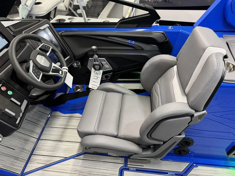 Slide: The Image of 2025 Supra SA 450 boat interior with modern steering and comfortable seating. - 29