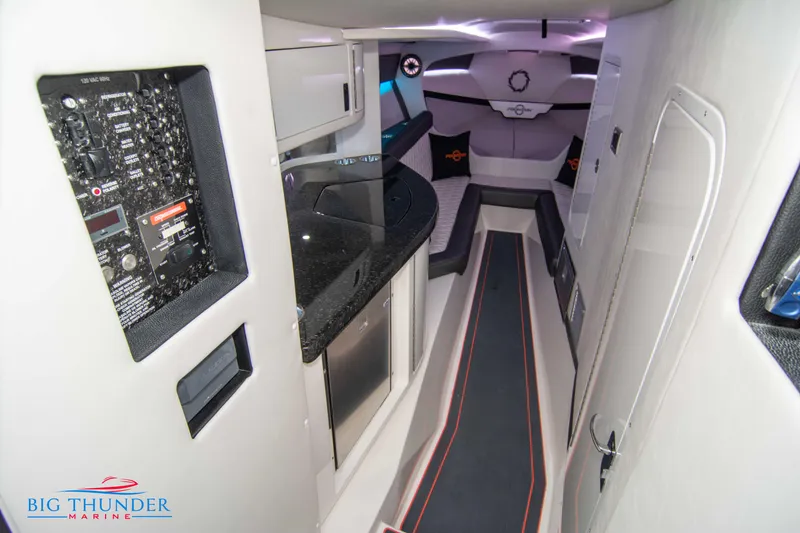 Slide: The Image of Fountain 47 Lightning 2020 - 62