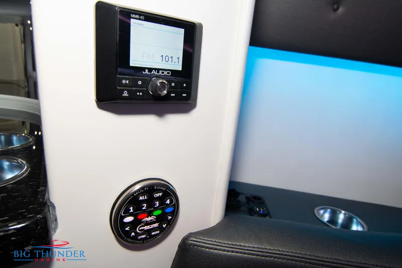 Slide: The Image of Fountain 47 Lightning 2020 - 73