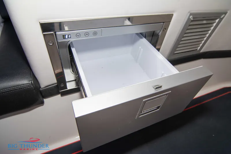 Slide: The Image of Fountain 47 Lightning 2020 - 74