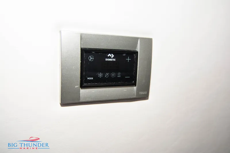 Slide: The Image of Fountain 47 Lightning 2020 - 76