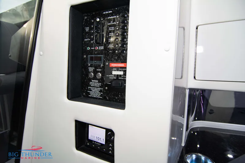 Slide: The Image of Fountain 47 Lightning 2020 - 77