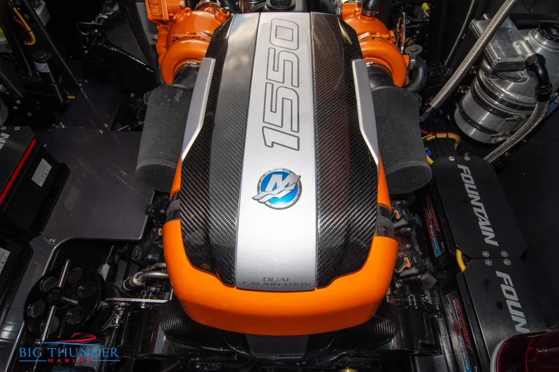 Slide: The Image of Fountain 47 Lightning 2020 - 85