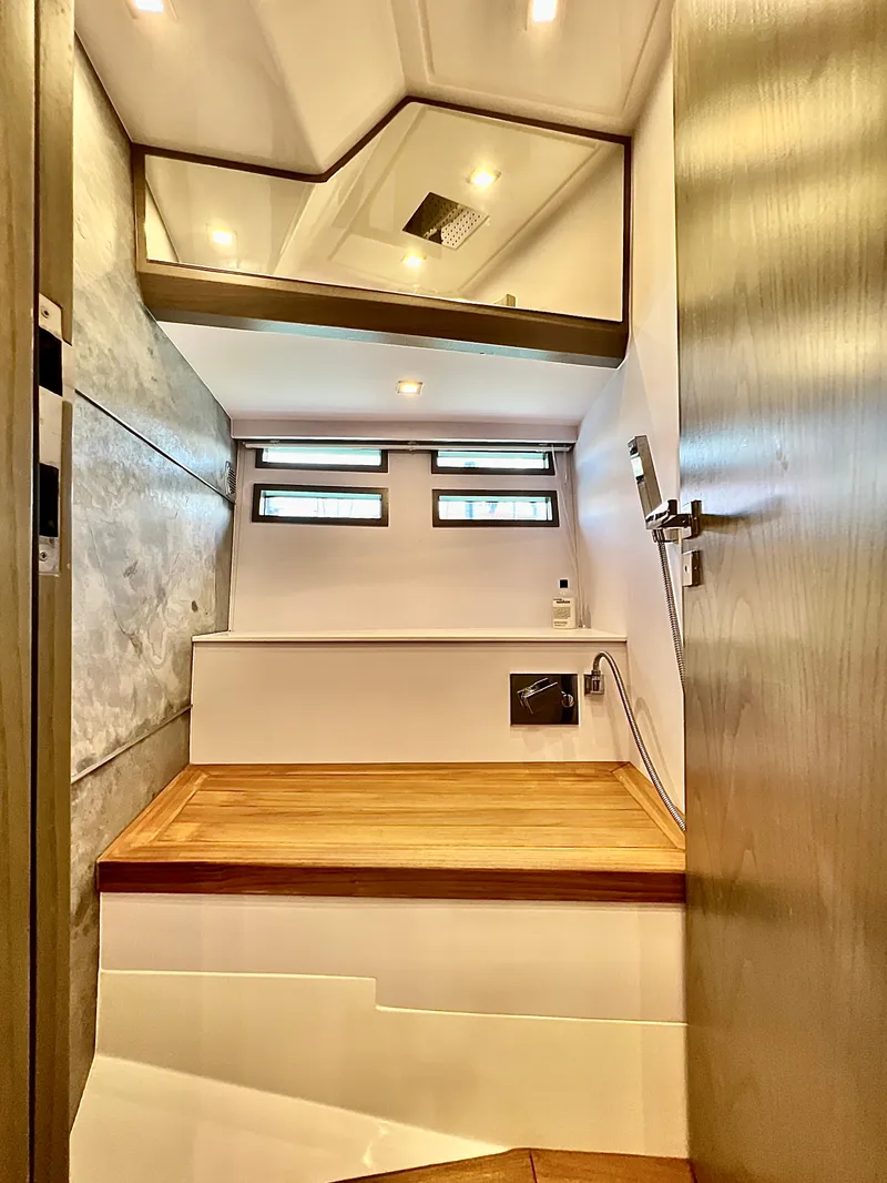 Slide: The Image of Okean 55 - Shower - 16