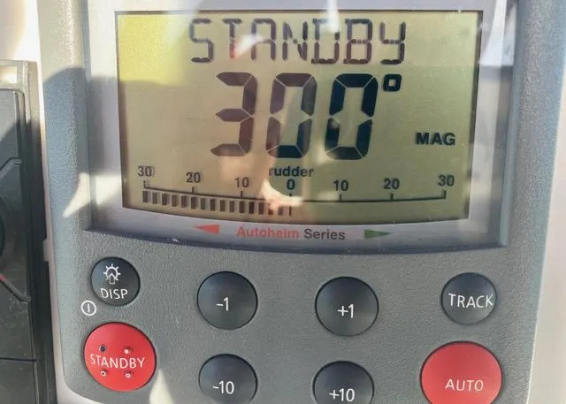 Slide: The Image of Autopilot display on 1990 Beneteau Sloop showing 300 degrees heading. - 5
