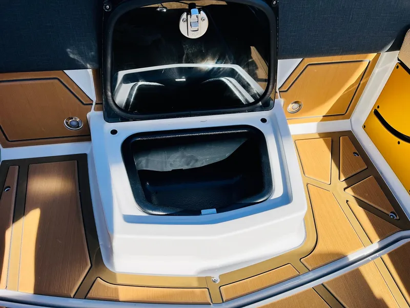 Slide: The Image of Nautique Super Air Nautique G25 Paragon 2025 - 56