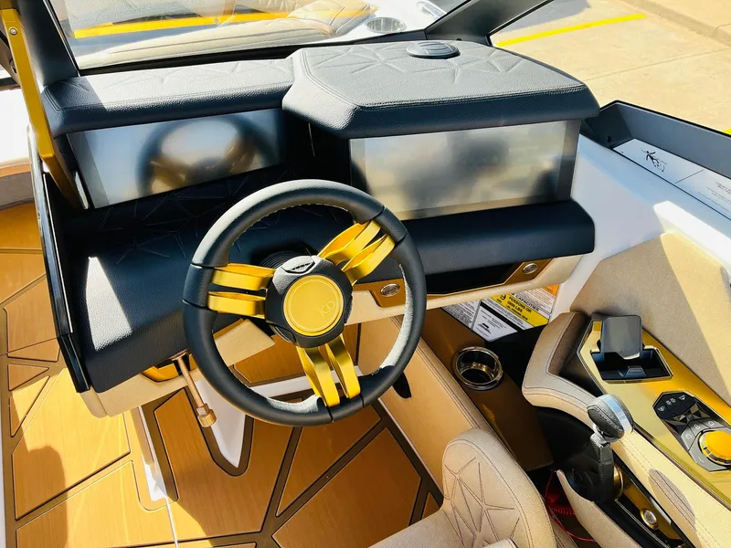 Slide: The Image of Nautique Super Air Nautique G25 Paragon 2025 - 65