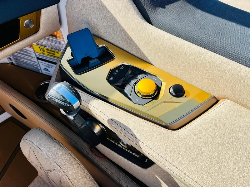 Slide: The Image of Nautique Super Air Nautique G25 Paragon 2025 - 66