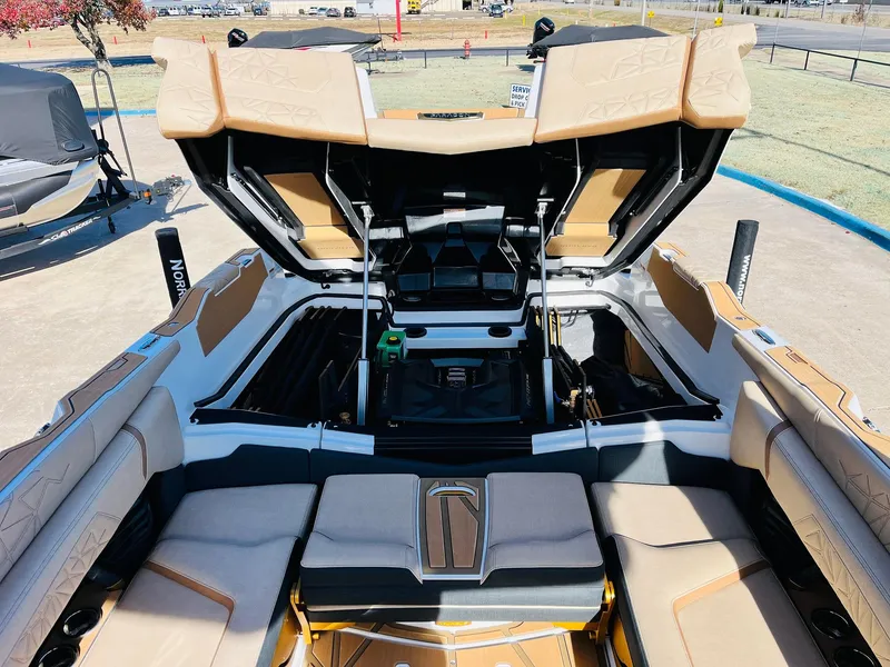 Slide: The Image of Nautique Super Air Nautique G25 Paragon 2025 - 70